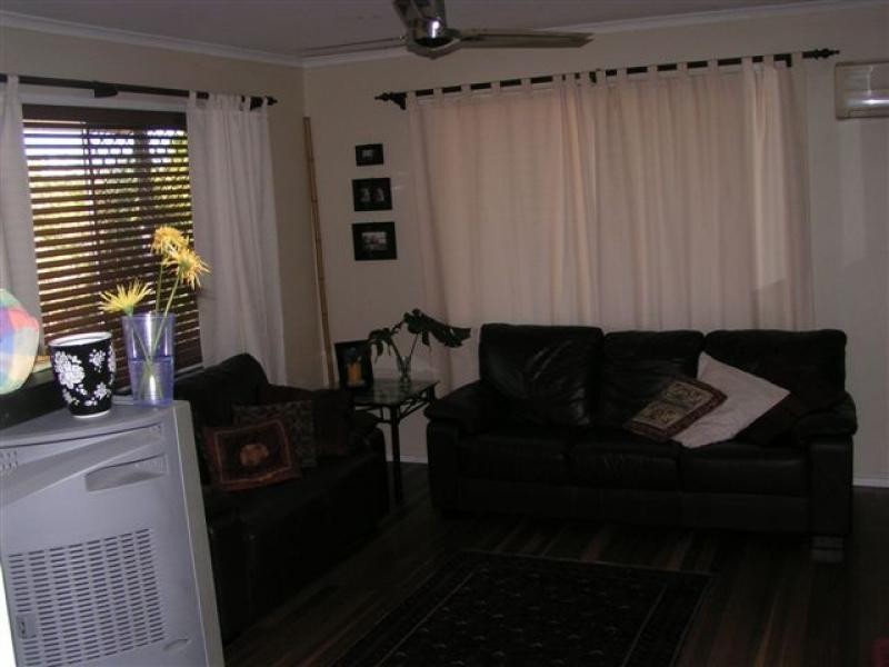 34 Pack Street, Jamboree Heights QLD 4074