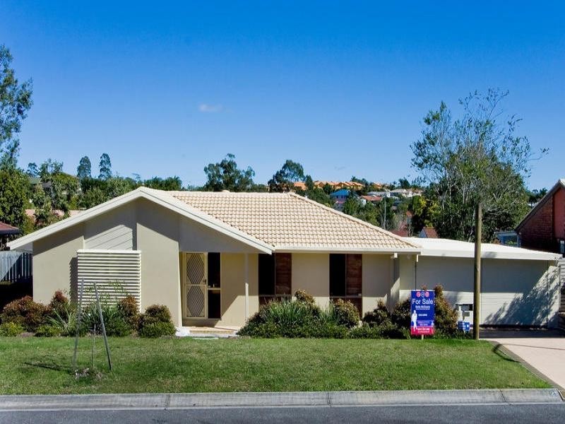 25 Narrung Street, Middle Park QLD 4074