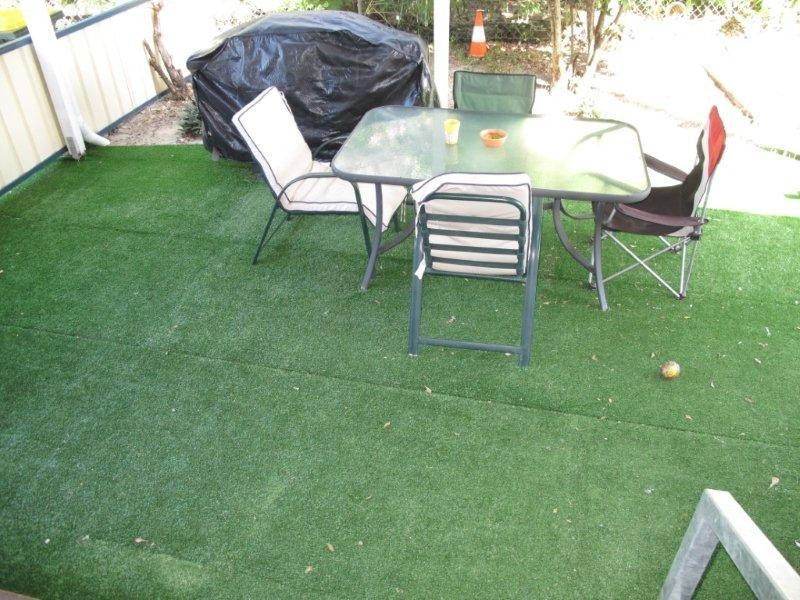 4/877 Beachmere Rd, Beachmere QLD 4510
