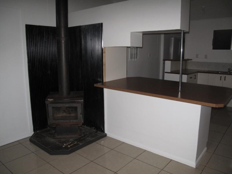 6 Moreton Terrace, Beachmere QLD 4510