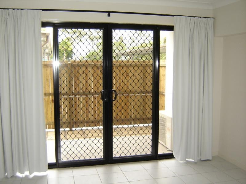 2/26 Lower King Street, Caboolture QLD 4510