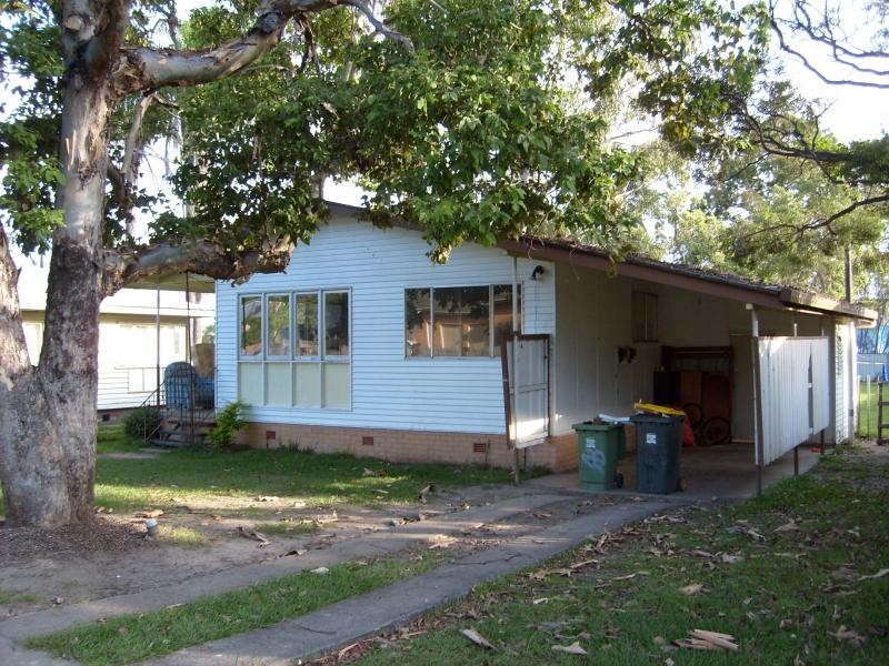 22 Dennis Street, Caboolture QLD 4510