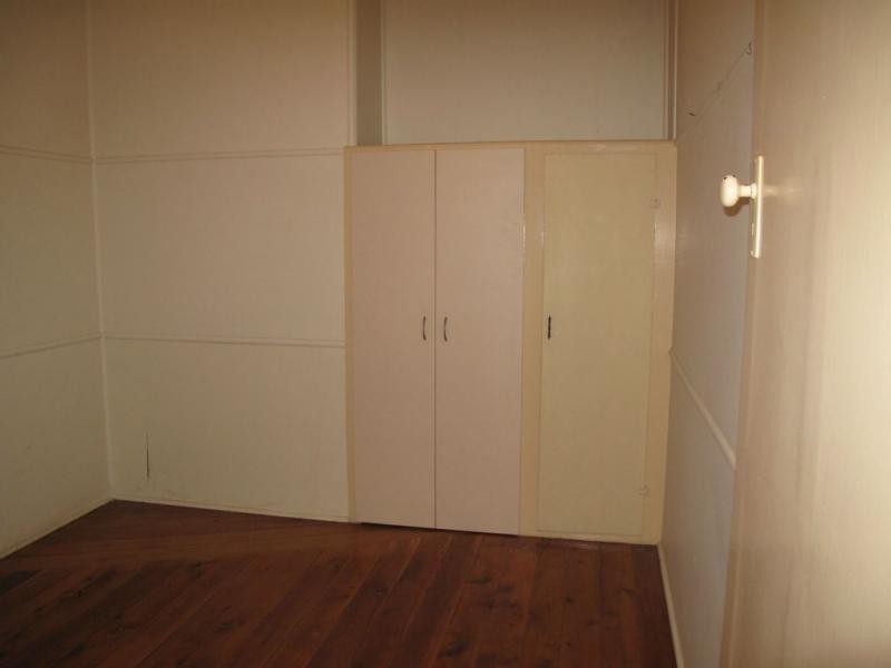 30 Caboolture Road, Beachmere QLD 4510