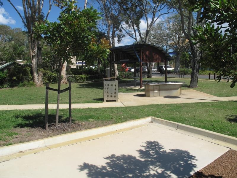 30 Caboolture Road, Beachmere QLD 4510