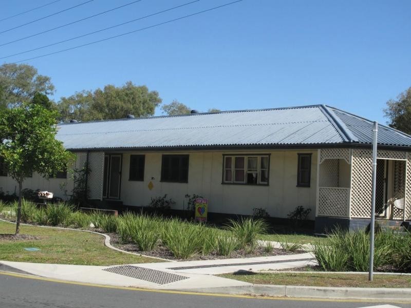 30 Caboolture Road, Beachmere QLD 4510