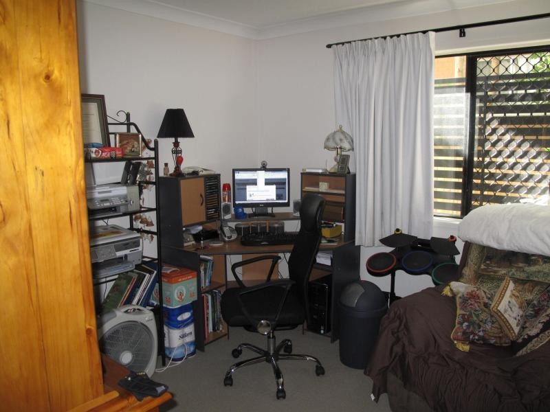 2/26 Lower King Street, Caboolture QLD 4510