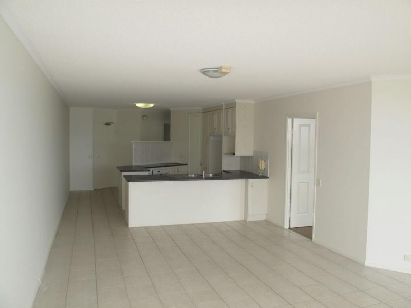 3/51 Landsborough Avenue, Scarborough QLD 4020