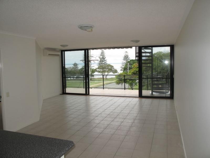 3/51 Landsborough Avenue, Scarborough QLD 4020