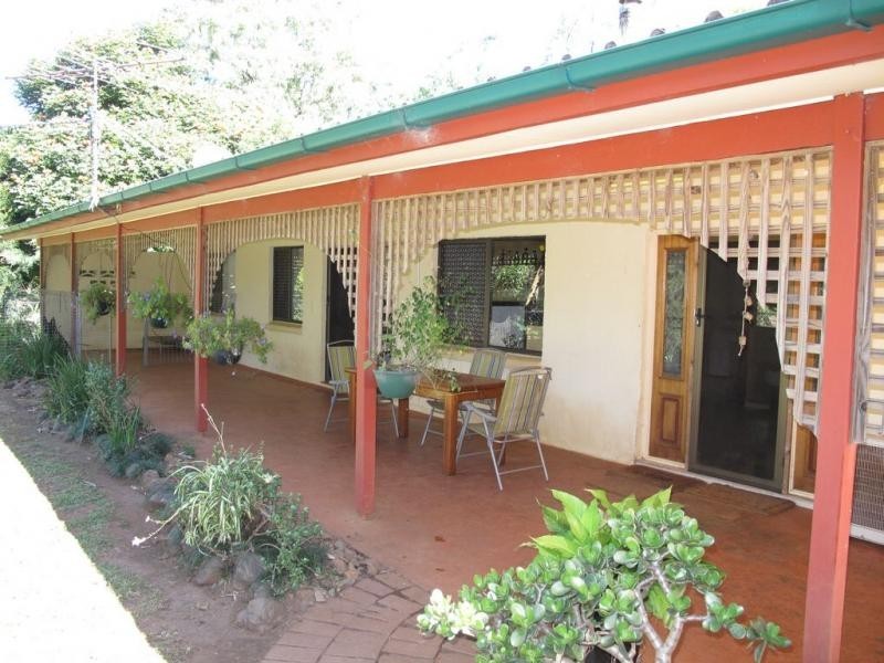 297 Mt Beerwah Road, Glass House Mountains QLD 4518
