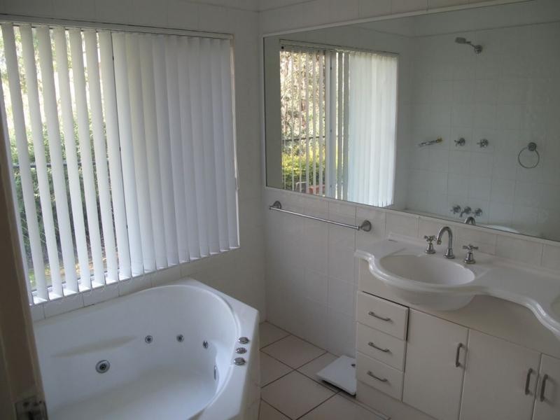 297 Mt Beerwah Road, Glass House Mountains QLD 4518