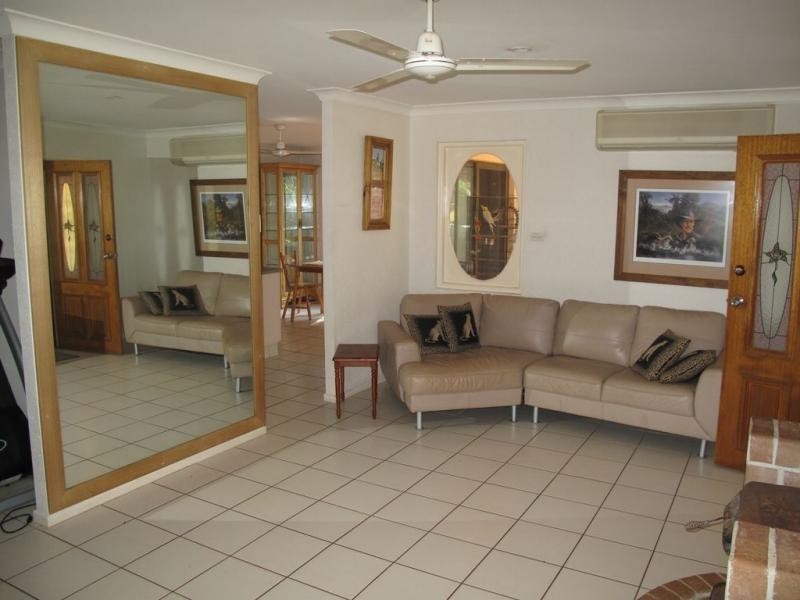 297 Mt Beerwah Road, Glass House Mountains QLD 4518