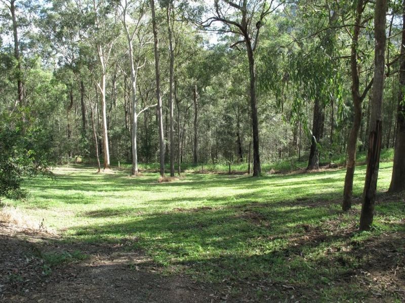 297 Mt Beerwah Road, Glass House Mountains QLD 4518