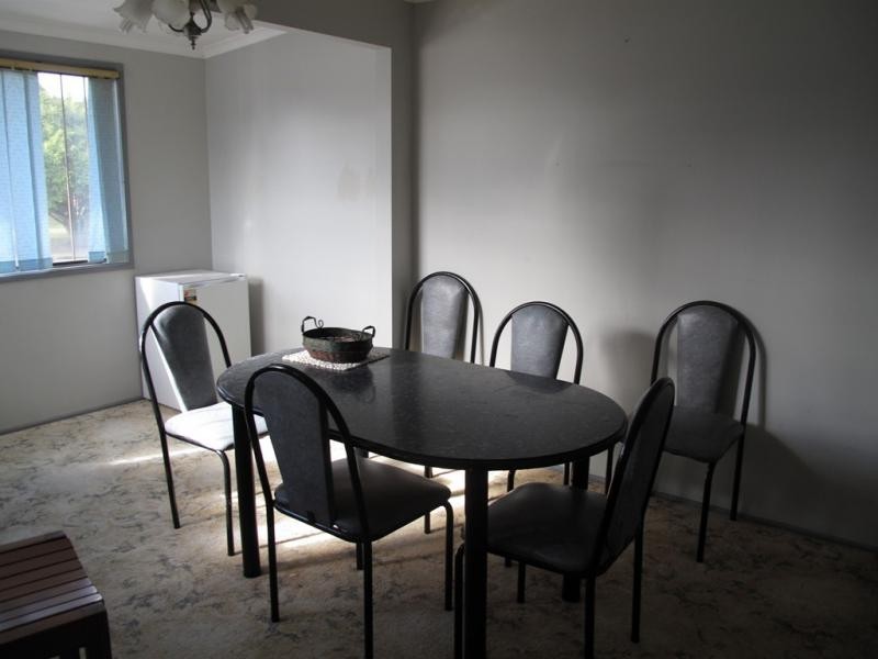 Room 1/166 King Street, Caboolture QLD 4510