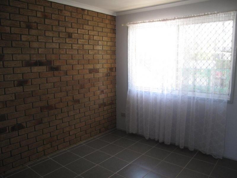 2/4 Cutten Street, Caboolture QLD 4510