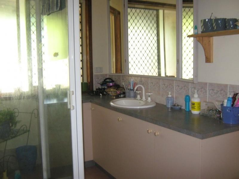 221 Nairn Road, Morayfield QLD 4506