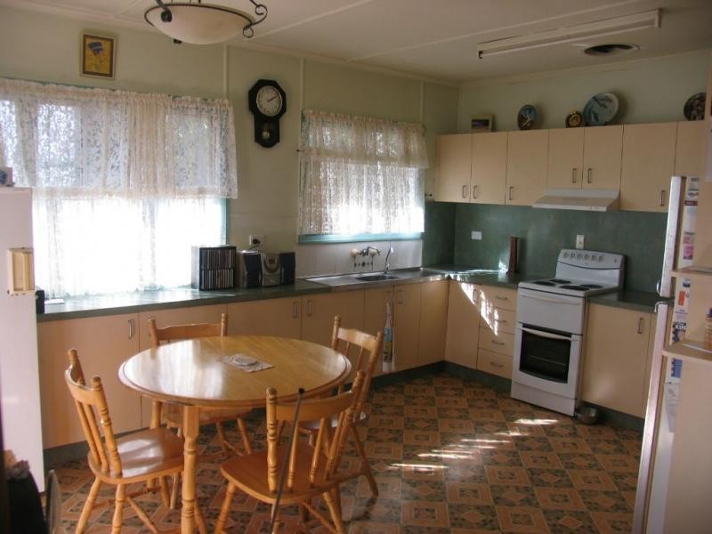 10 Bernoth Street, Aspley QLD 4034