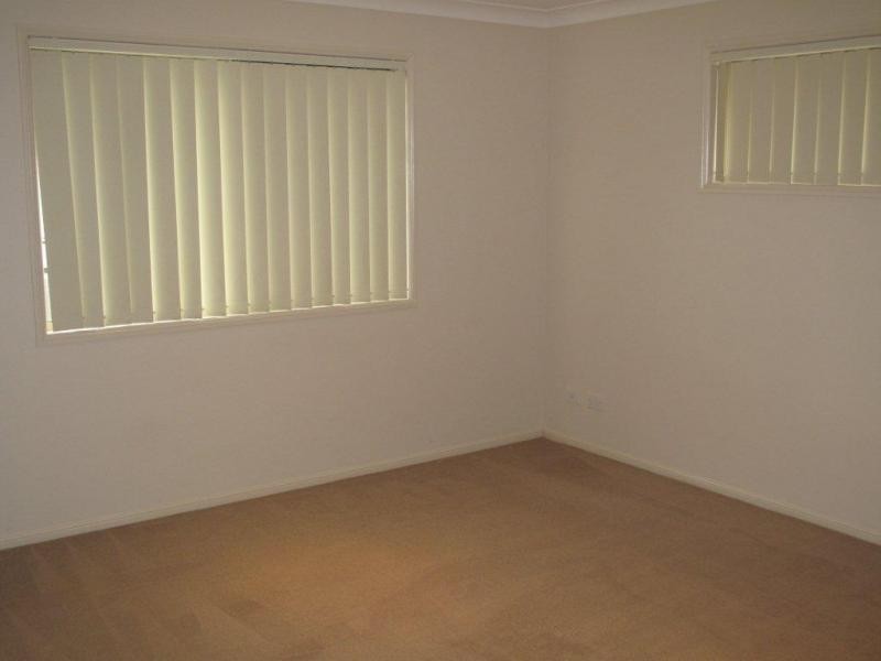 4 Lennon Boulevard, Narangba QLD 4504