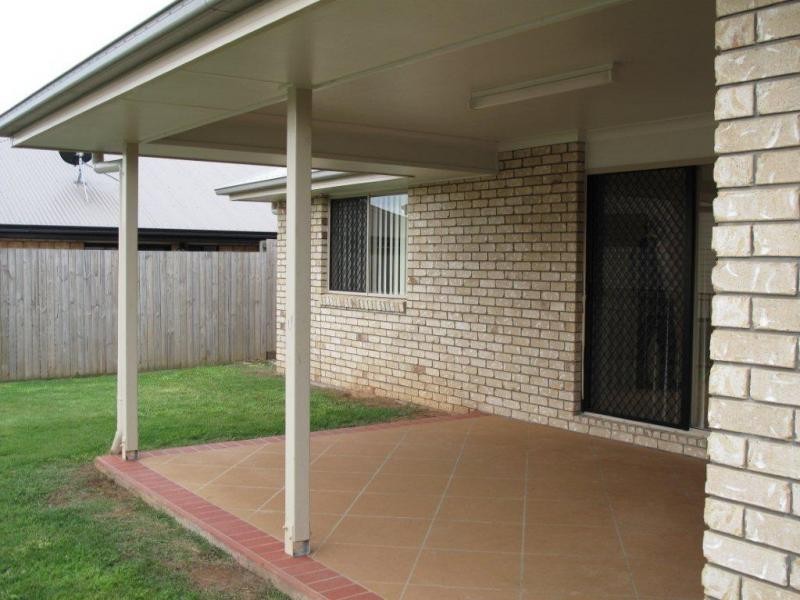 4 Lennon Boulevard, Narangba QLD 4504