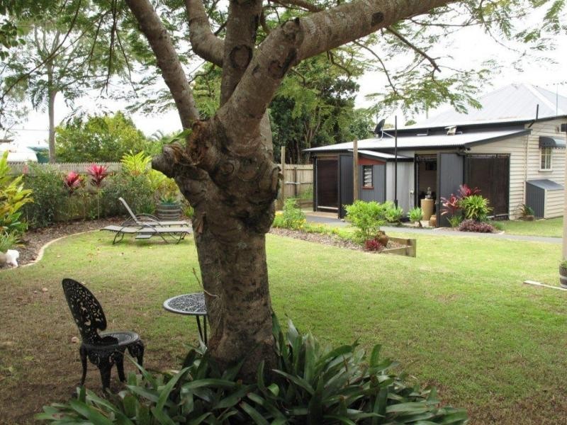 4 Moreton Terrace, Beachmere QLD 4510