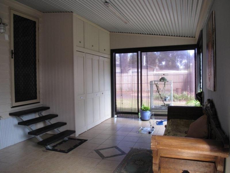4 Moreton Terrace, Beachmere QLD 4510
