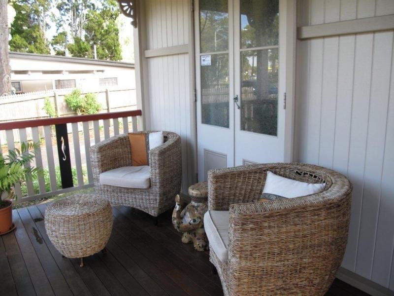 4 Moreton Terrace, Beachmere QLD 4510