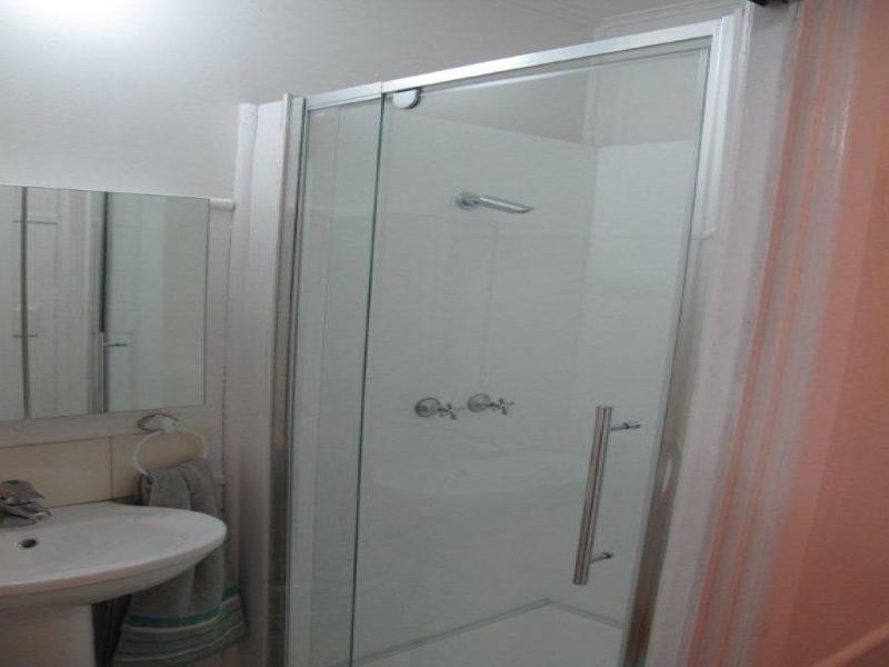 877 Beachmere Road, Beachmere QLD 4510