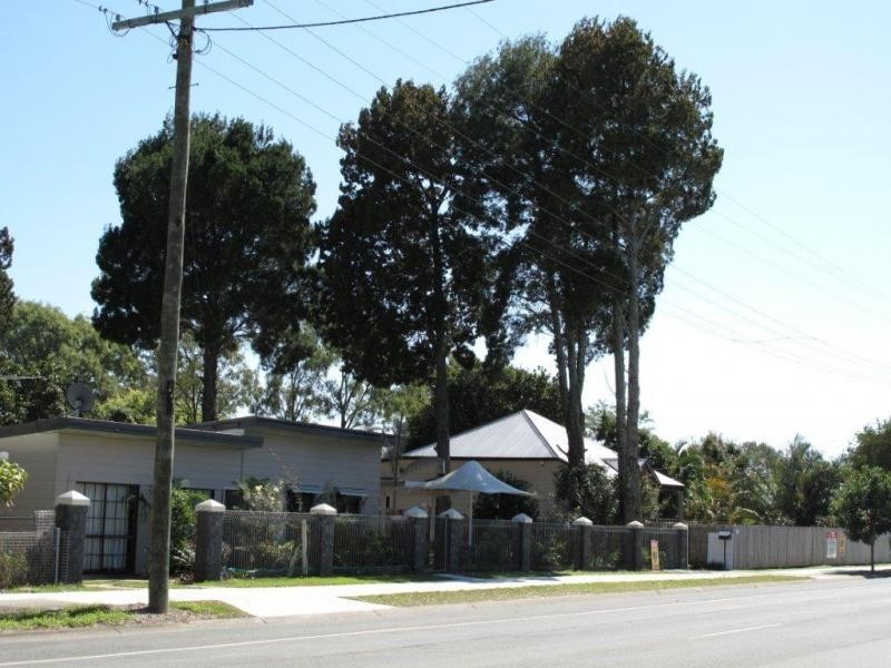 4 and 6 Moreton Terrace, Beachmere QLD 4510