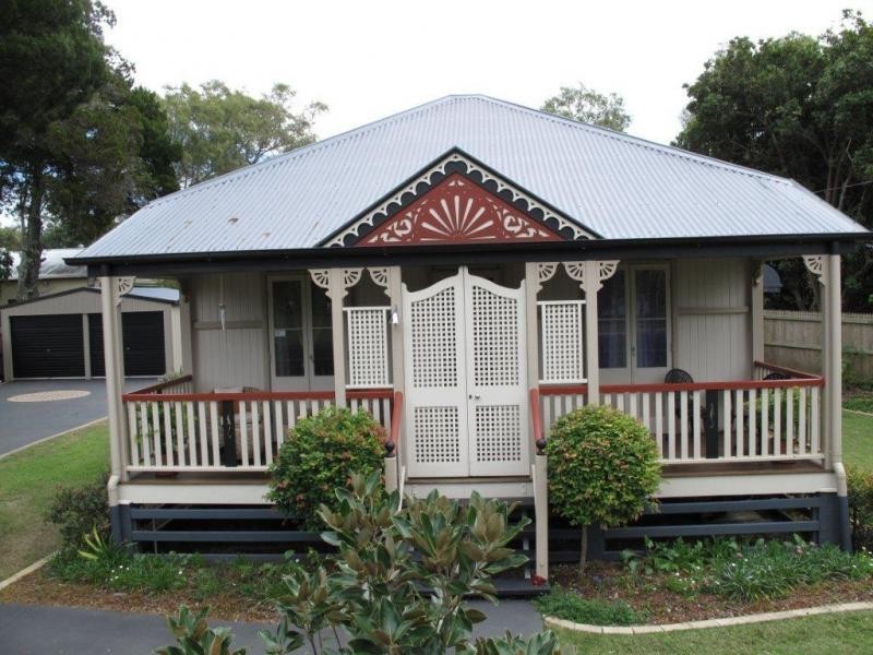 4 and 6 Moreton Terrace, Beachmere QLD 4510