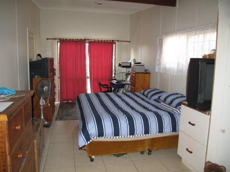 6 Moreton Terrace, Beachmere QLD 4510