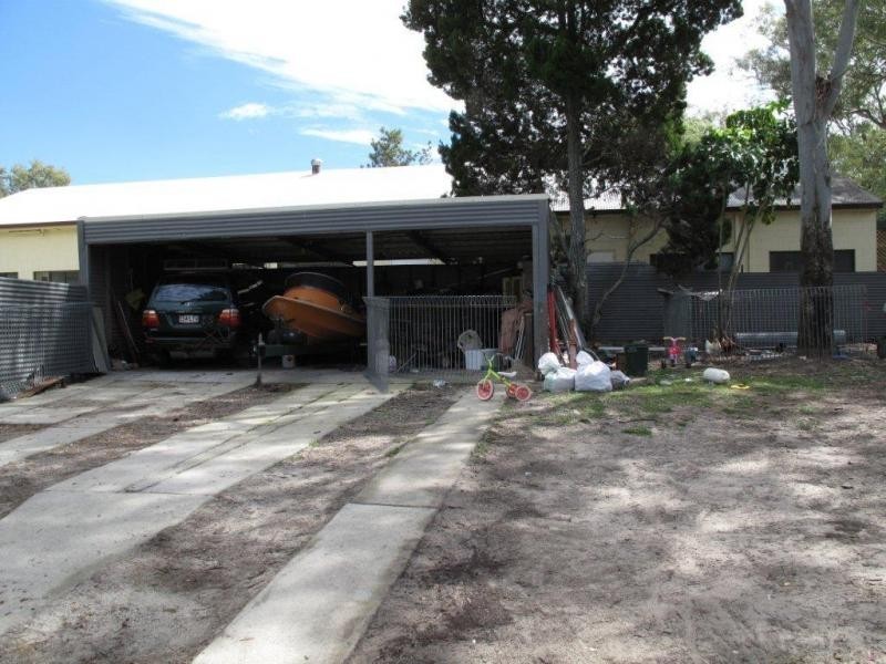 6 Moreton Terrace, Beachmere QLD 4510