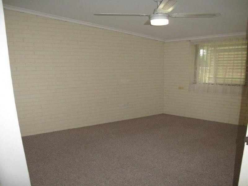 5/14 Lower King Street, Caboolture QLD 4510
