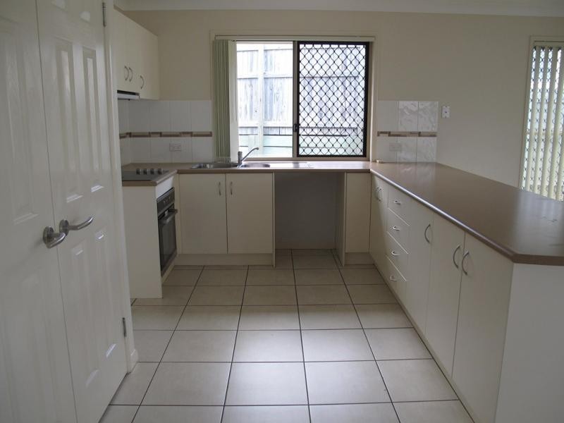 4 Lennon Boulevard, Narangba QLD 4504
