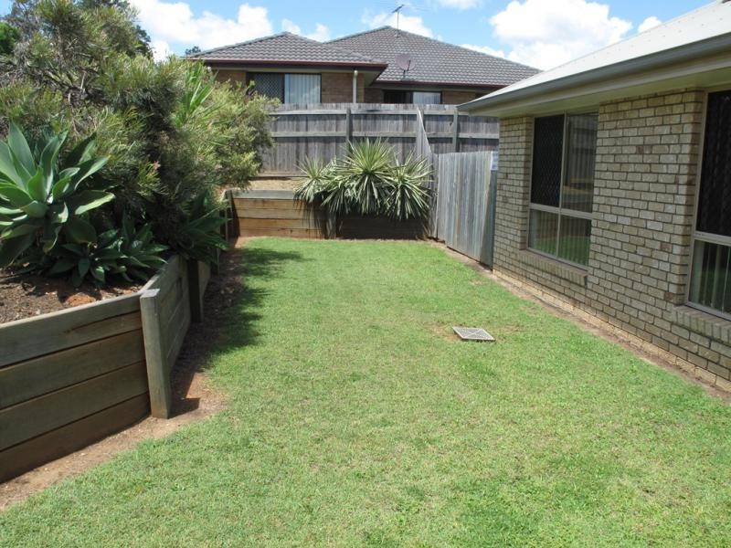 4 Lennon Boulevard, Narangba QLD 4504