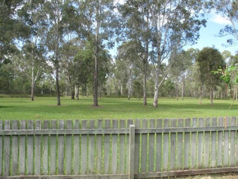 18 Parkridge Avenue, Upper Caboolture QLD 4510