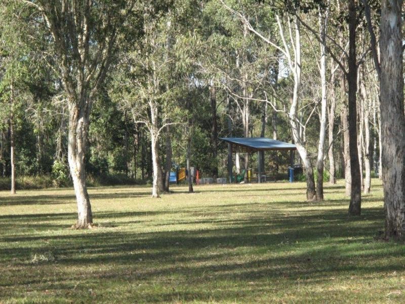 18 Parkridge Avenue, Upper Caboolture QLD 4510
