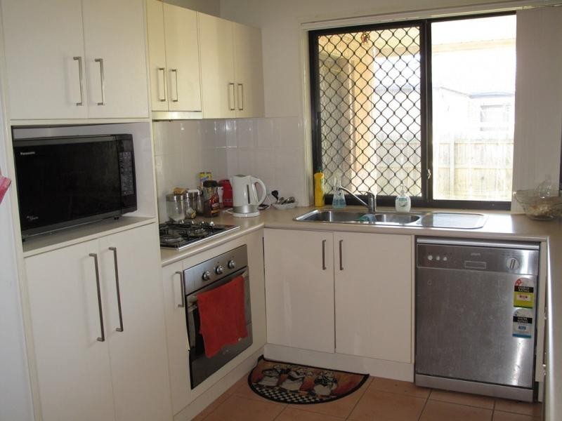 9 Gallipoli Court, Caboolture South QLD 4510