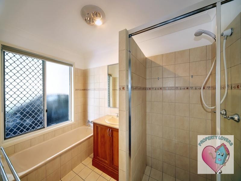 1050 Old North Road, Rocksberg QLD 4510