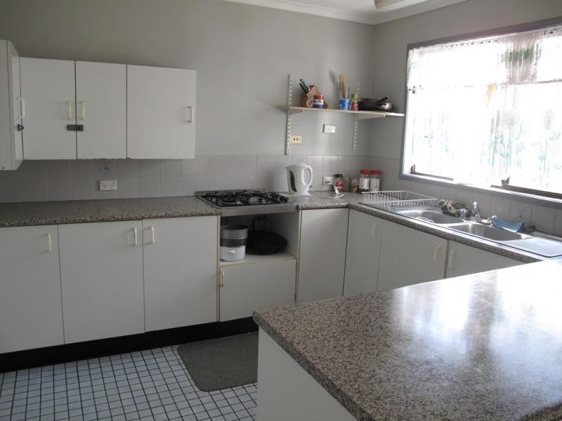 Room 5/166 King Street, Caboolture QLD 4510