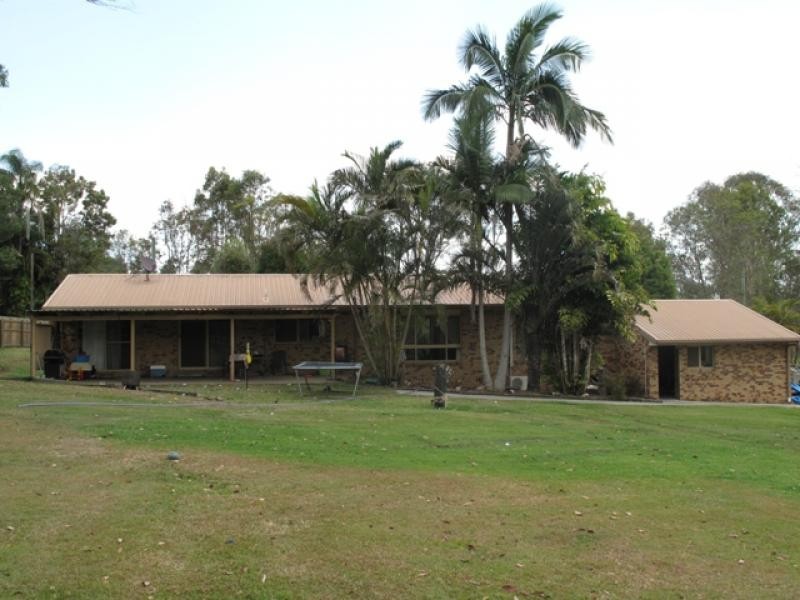 18  Kestrel Court, Morayfield QLD 4506