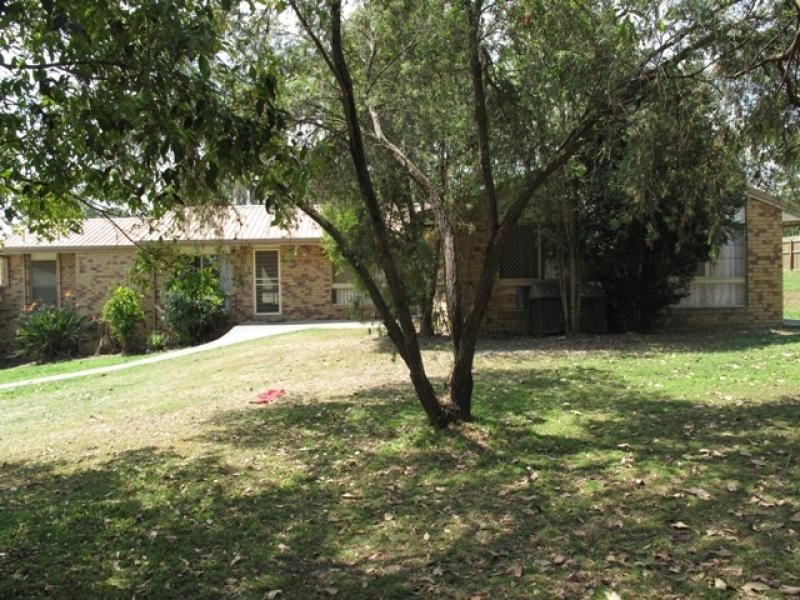 18  Kestrel Court, Morayfield QLD 4506