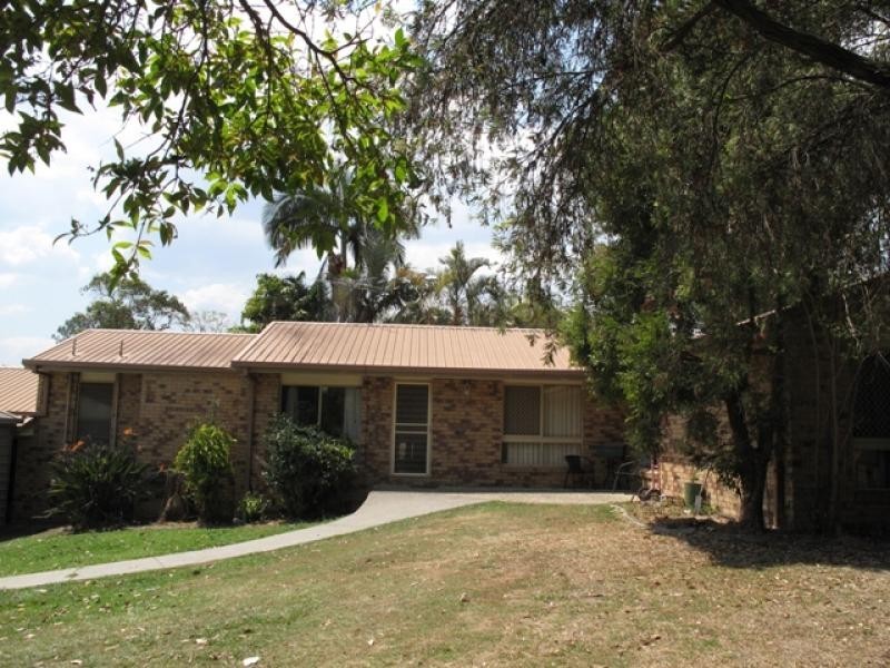 18  Kestrel Court, Morayfield QLD 4506