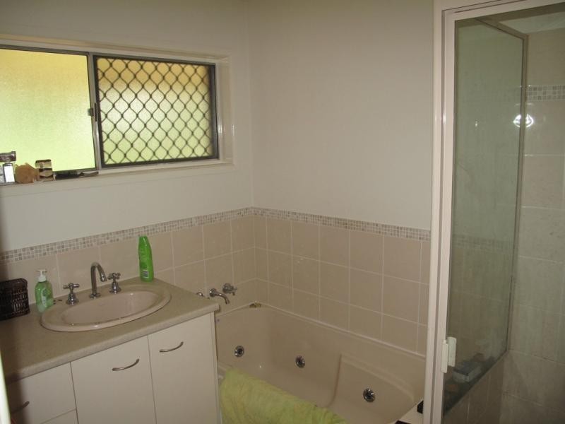 16 Elliott Street, Caboolture QLD 4510