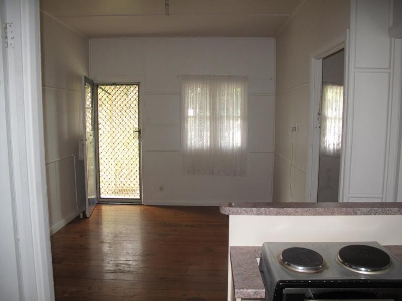 3/877  Beachmere Road, Beachmere QLD 4510