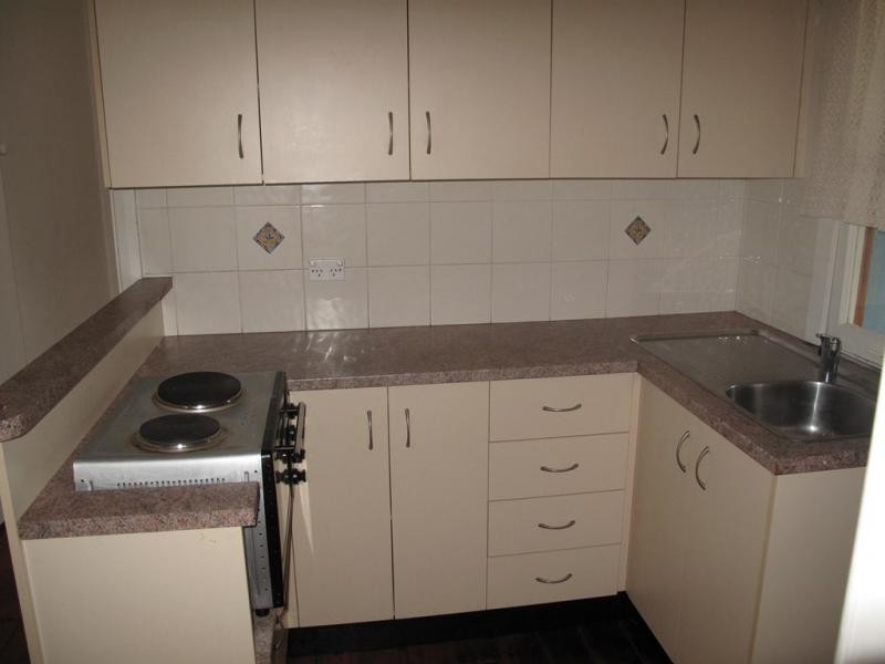 3/877  Beachmere Road, Beachmere QLD 4510