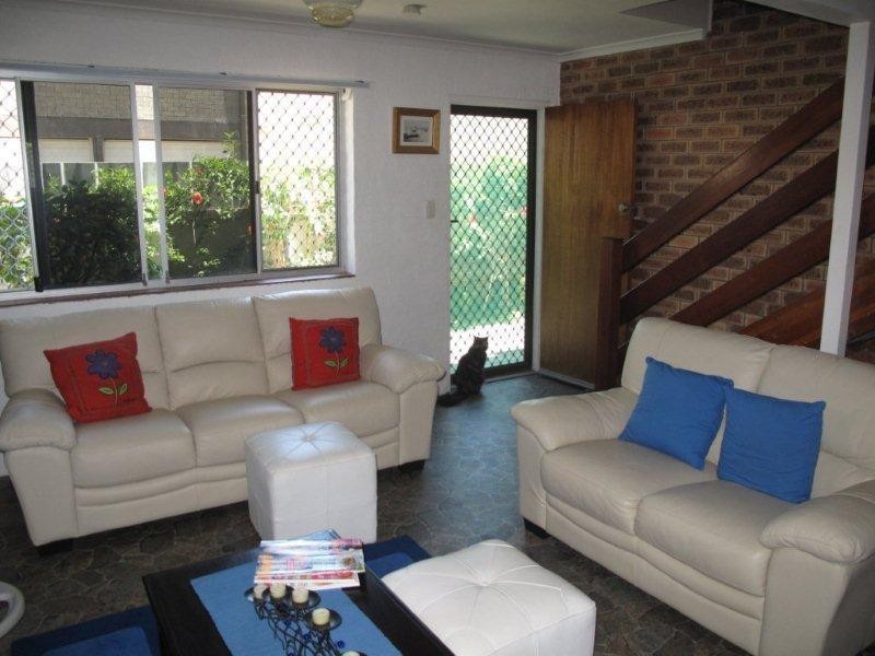 1/4 Thornley Close, Bellara QLD 4507