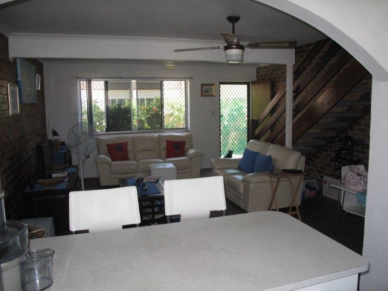 1/4 Thornley Close, Bellara QLD 4507