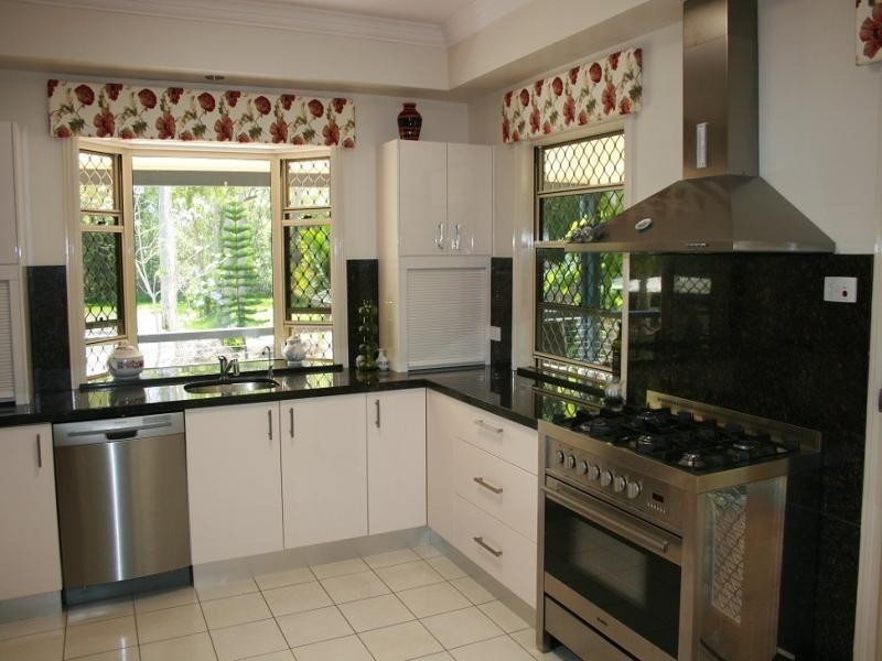 312 Petersen Road, Morayfield QLD 4506