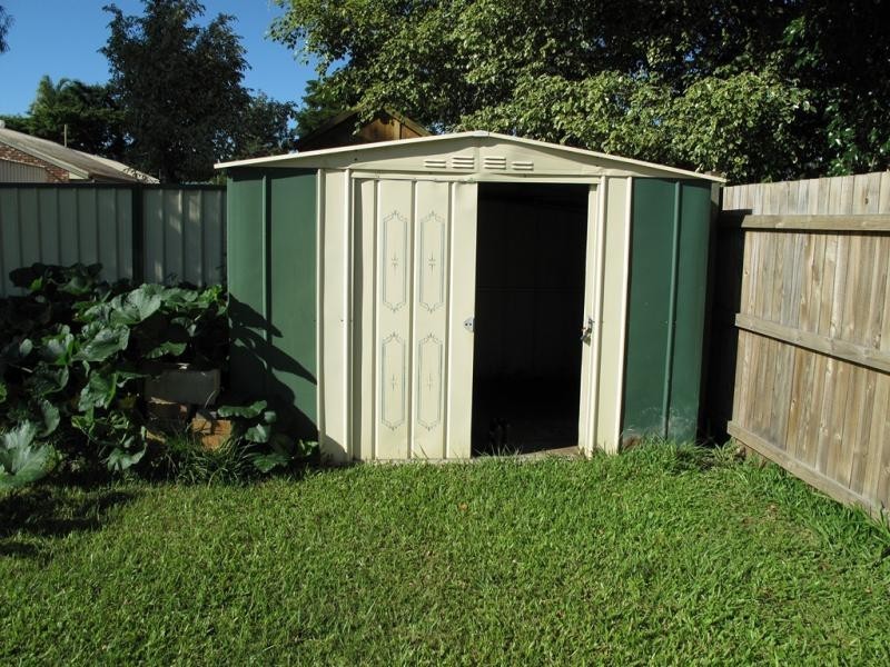 160 Bellmere Rd, Bellmere QLD 4510