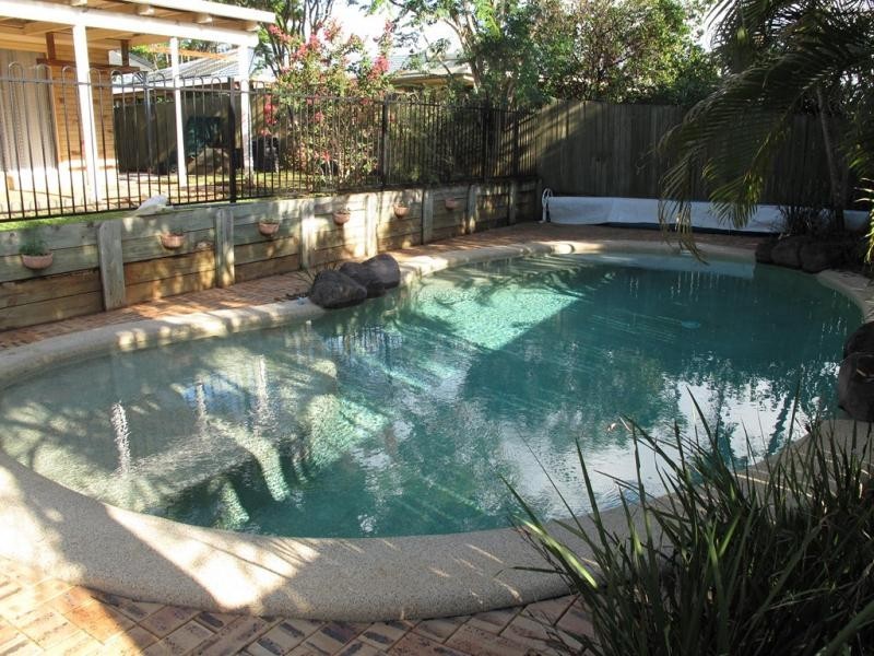 16 Gardenvale Road, Morayfield QLD 4506