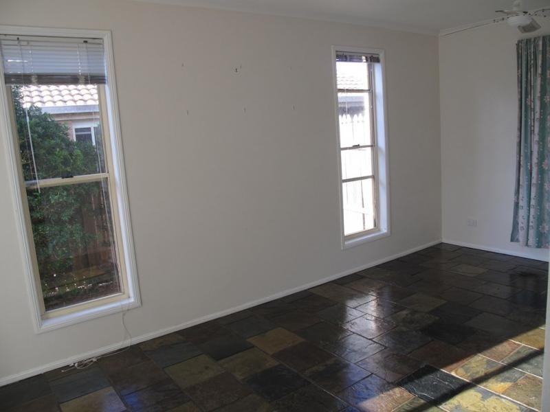 16 Gardenvale Road, Morayfield QLD 4506